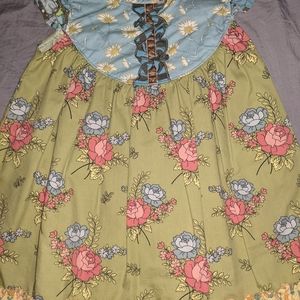 Matilda Jane Mix and Mingle Flutter Top size 4